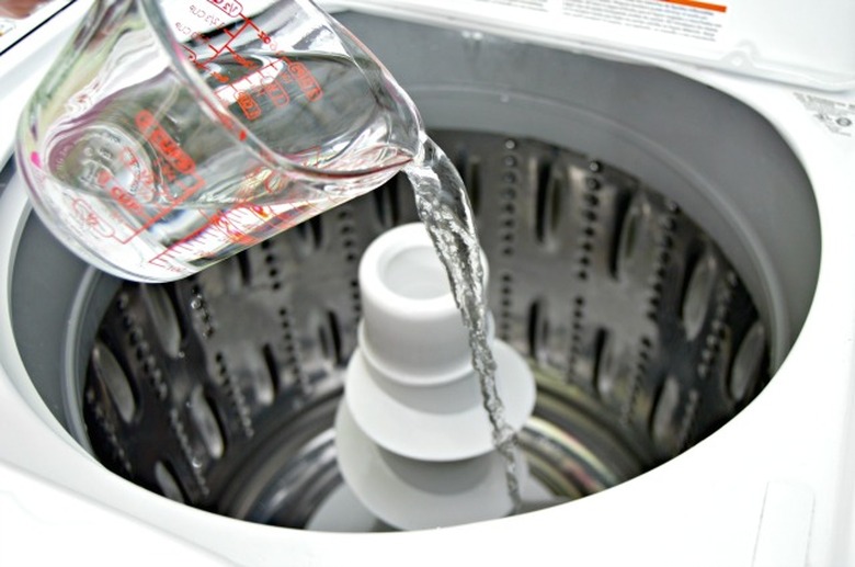 How to Clean a Washing Machine