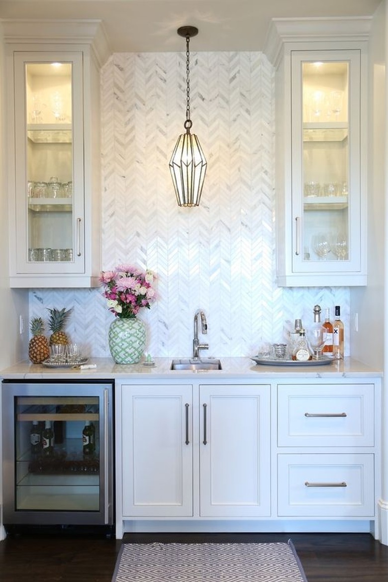 white wet bar
