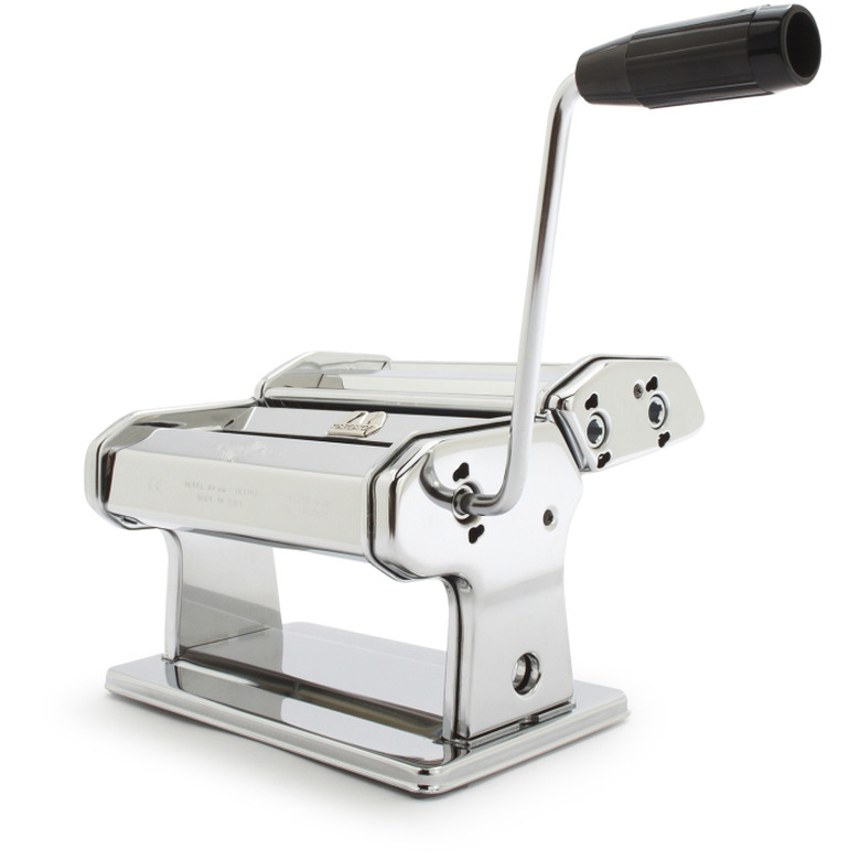 sur la table atlas marcato pasta machine