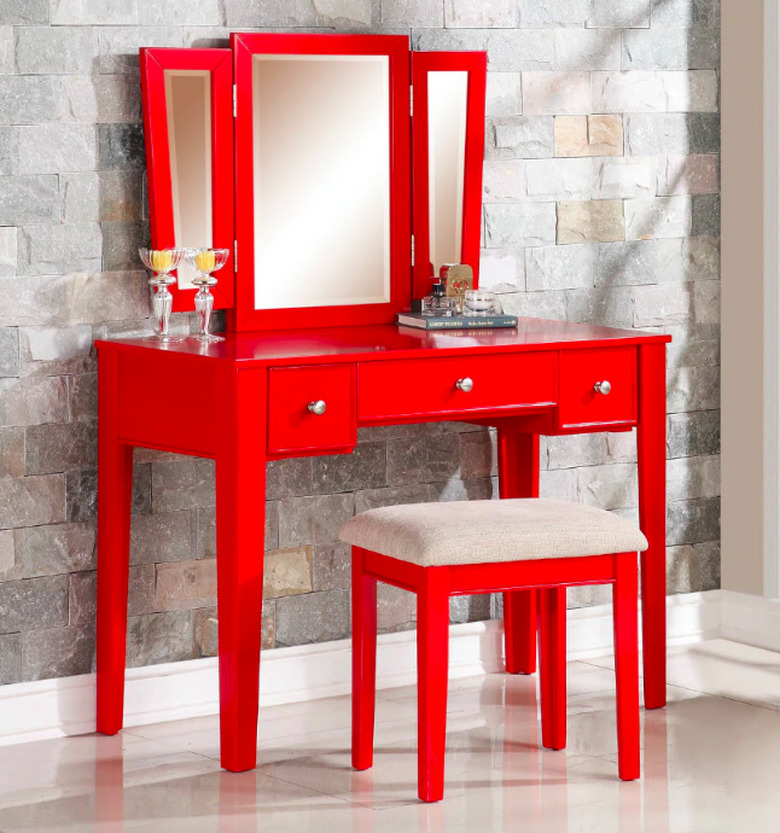 red vanity set
