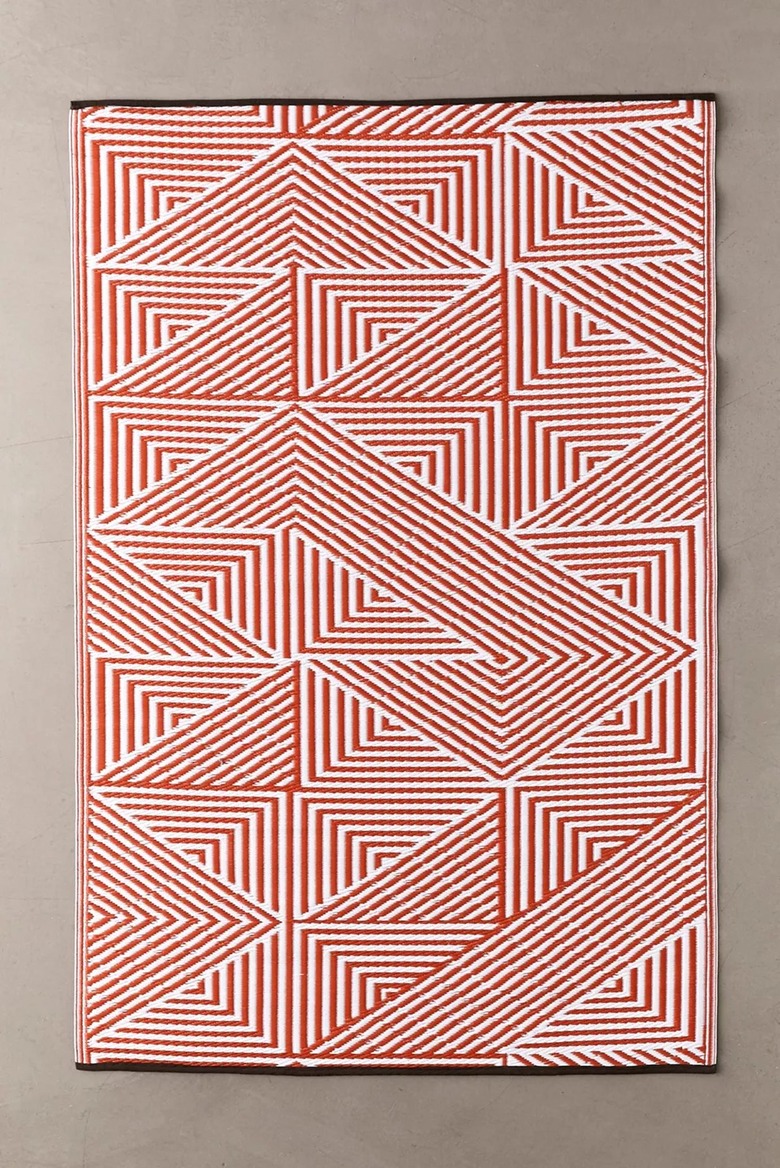 Urban Outfitters Tillie Reversible Indoor/Outdoor Rug
