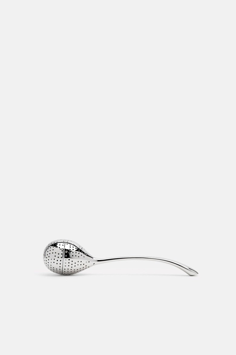 polished stainless steel tea strainer