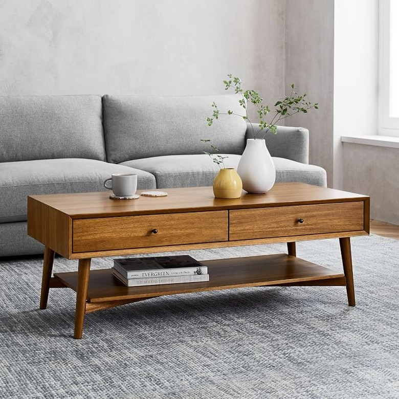 Midcentury-inspired coffee table