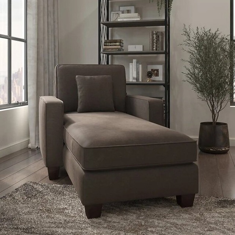 Alitza upholstered chaise lounge