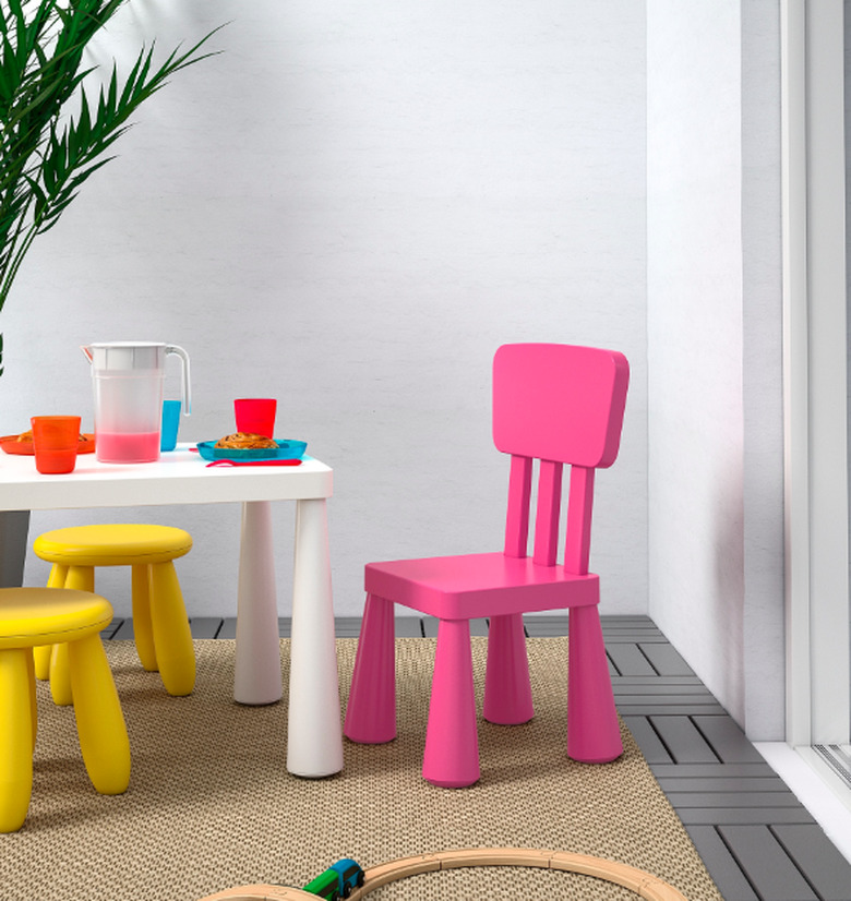 ikea kids table and chairs set