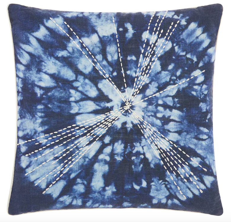 tie dye pillow