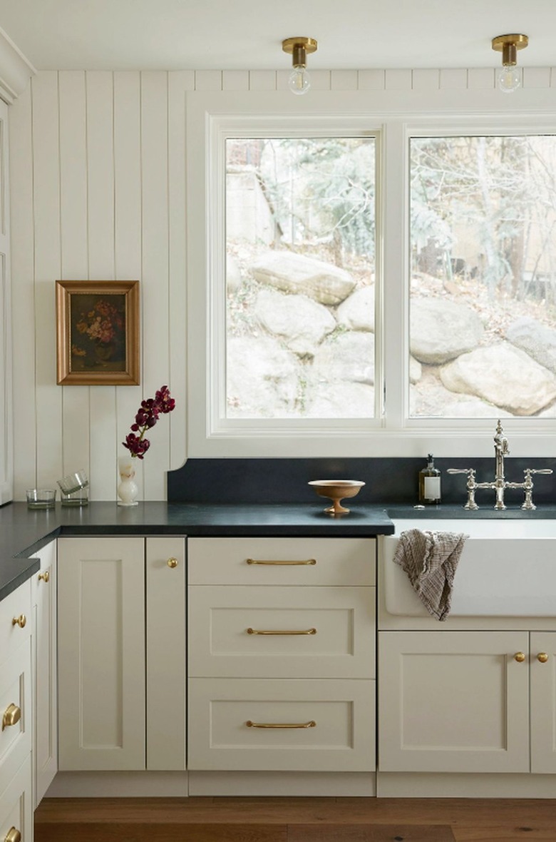 modern farmhouse kitchen w design collective 2
