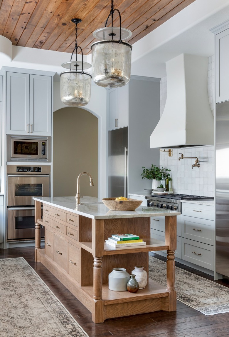 modern farmhouse kitchen bandd/design