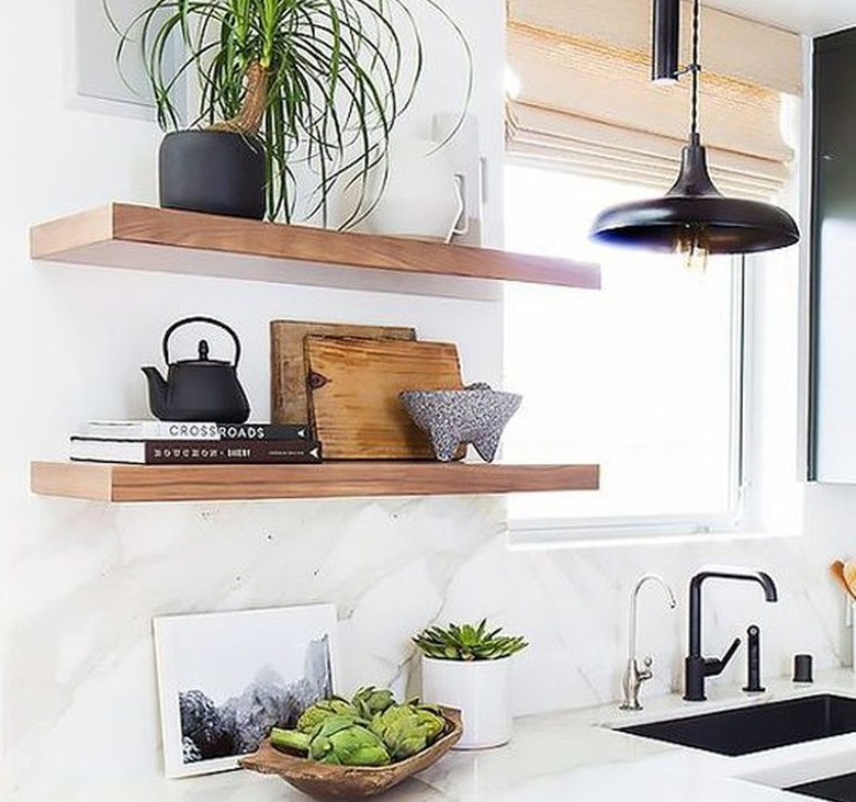 Floating shelves