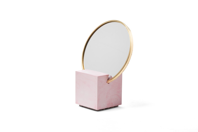 slash objects mirror