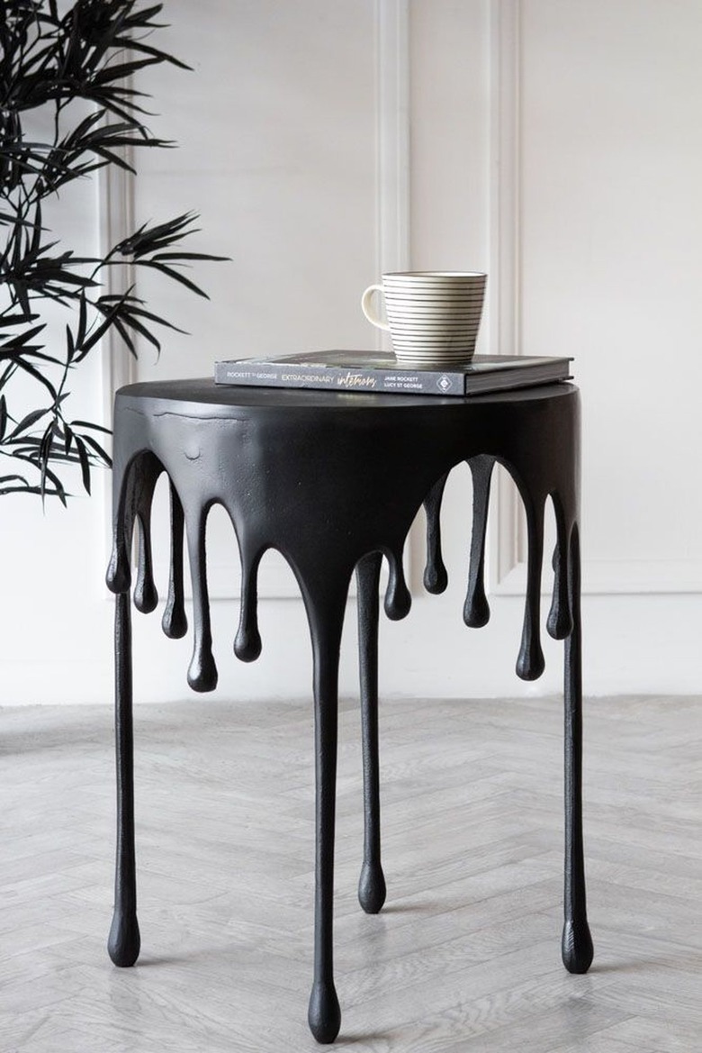 Matte black drip table