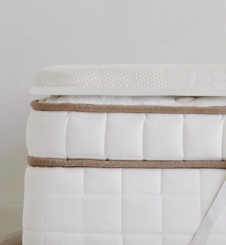 Saatva Foam Mattress Topper