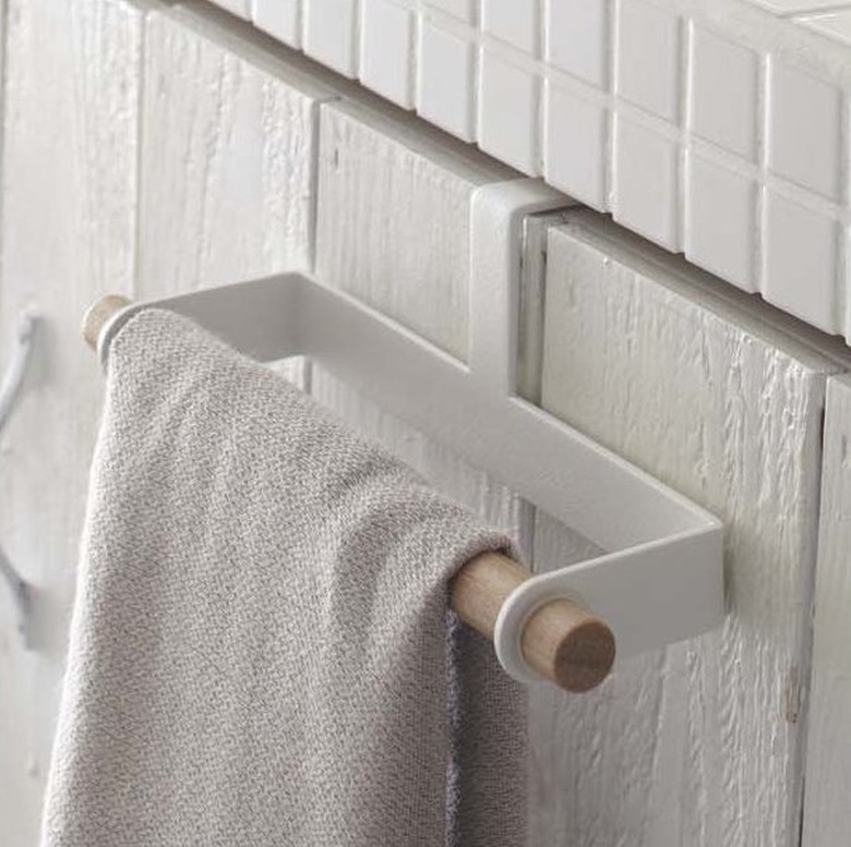 yamazako towel bar