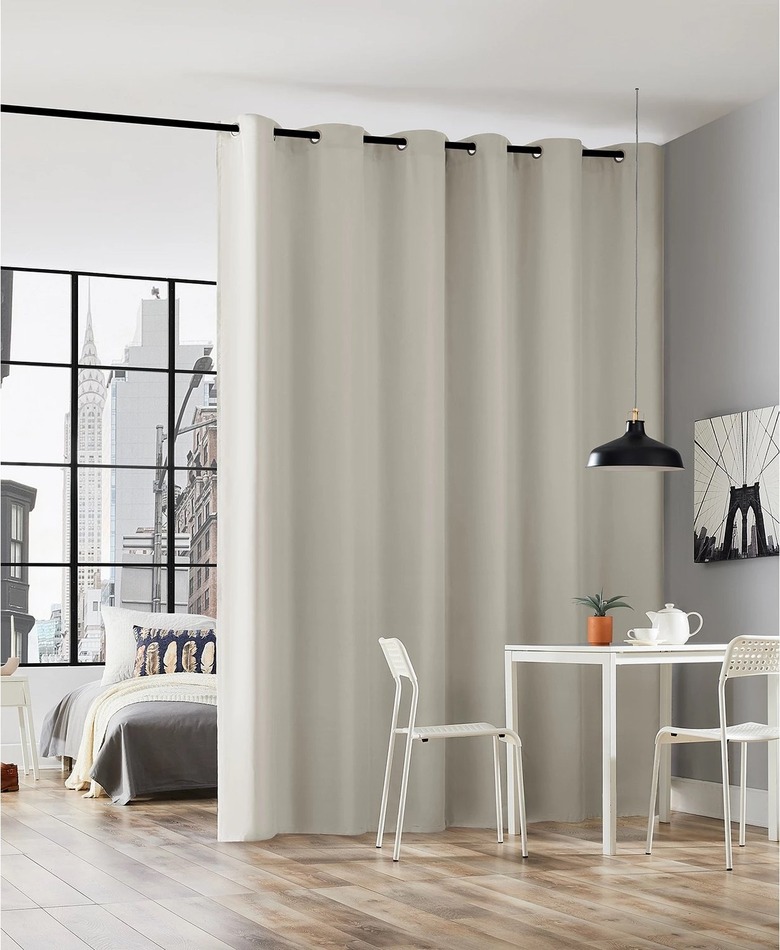 Curtain room divider