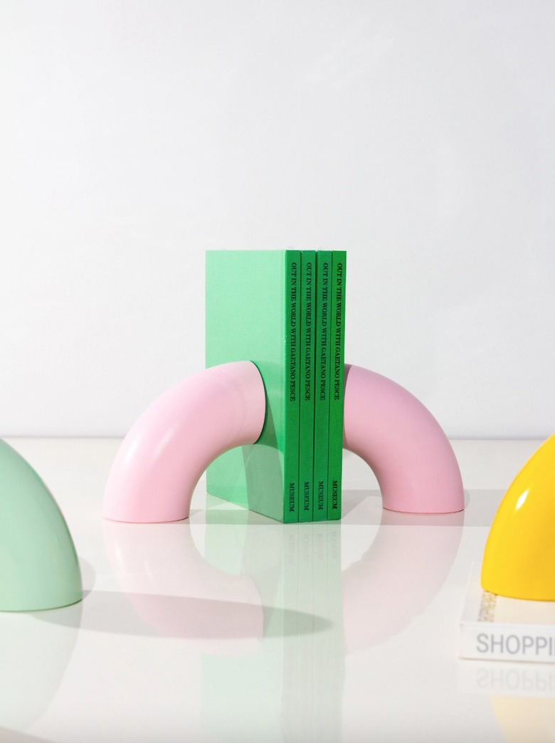 Bi-Rite Tubo Bookend