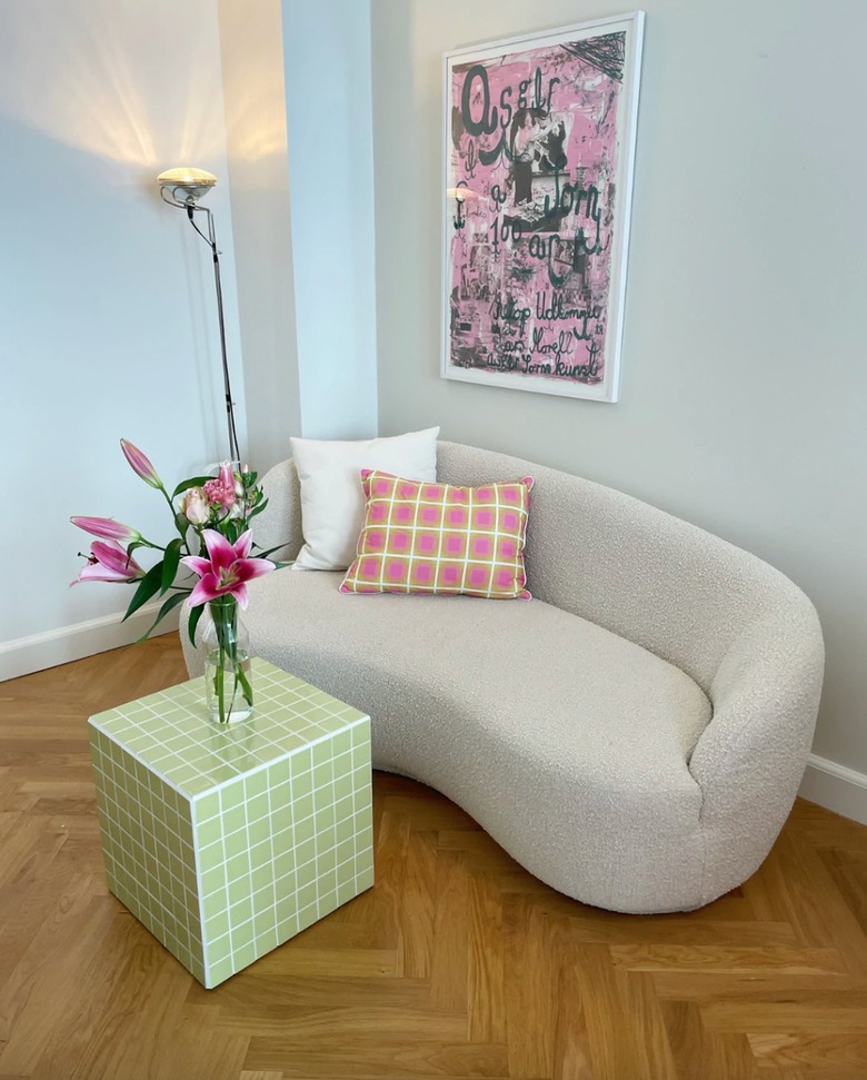 IKON KØBENHAVN Cube Table