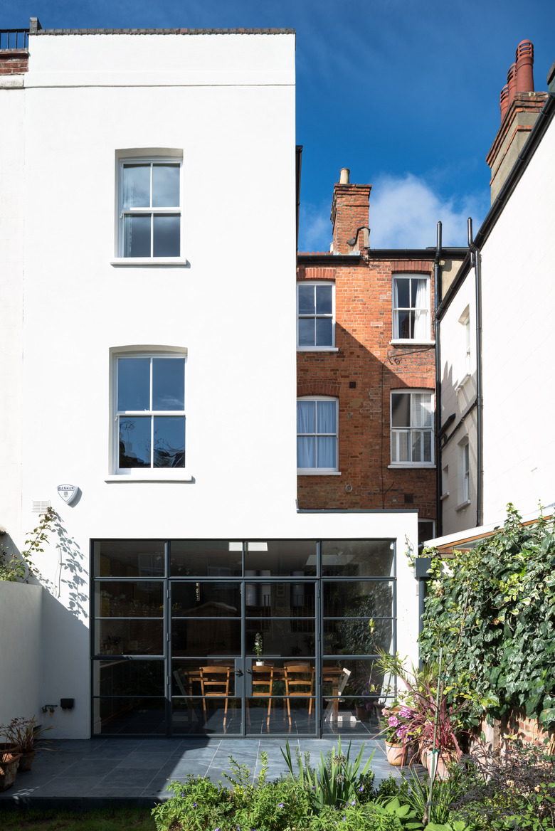 Modernist MW Architects Hampstead Kitchen White Facade London
