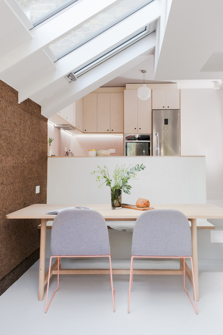 minimalist dining room