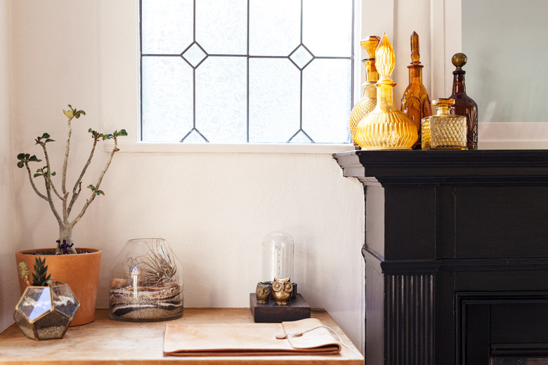 Vintage knick-knacks