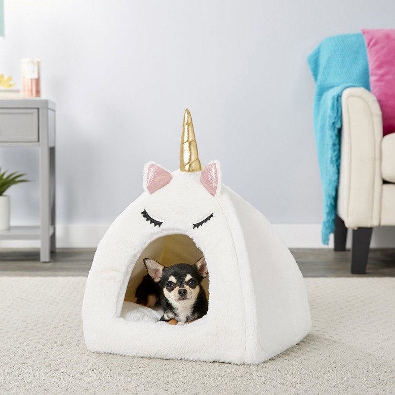 Frisco Novelty Unicorn Covered Cat and Dog Bed