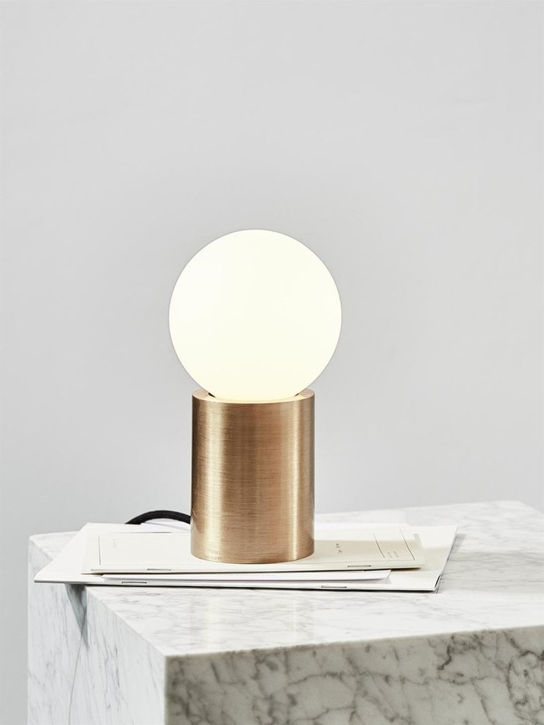 Menu Socket Table Lamp