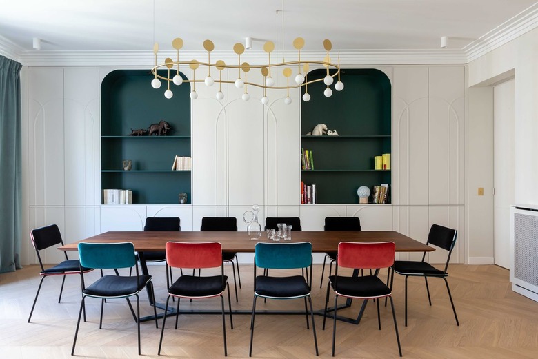 The dining room of a Paris apartment.