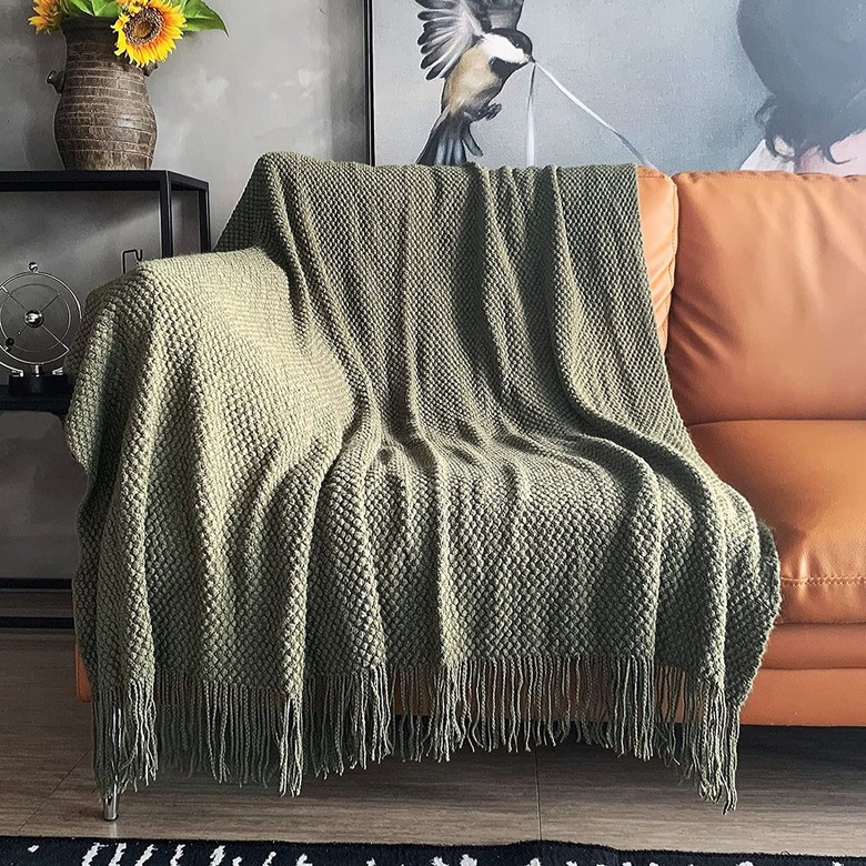 LOMAO Knitted Throw Blanket