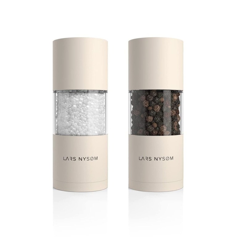 LARS NYSØM Salt and Pepper Grinder Set