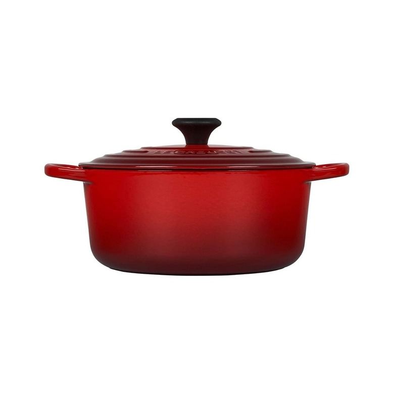 Le Creuset 5.5-Quart Enameled Cast Iron Signature Round Dutch Oven