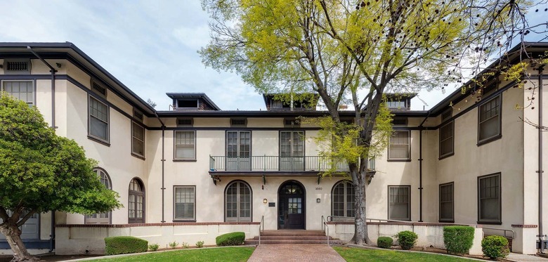 exterior of YWCA building designed by Julia Morgan in Fresno