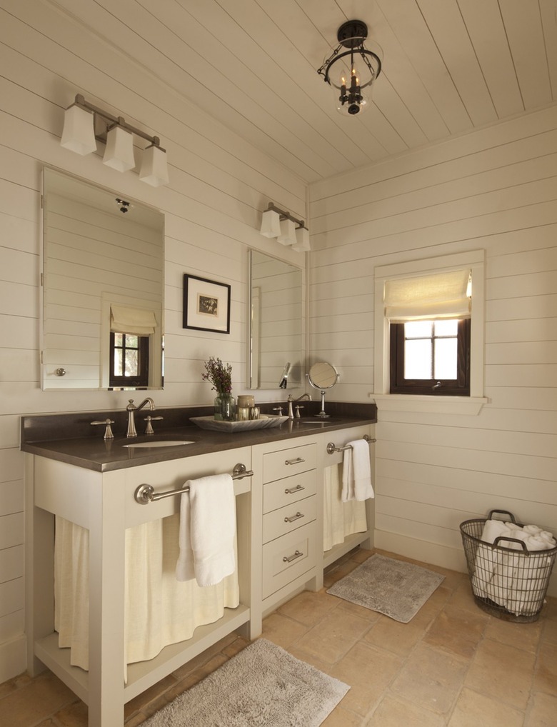 shiplap arts and crafts bathroom