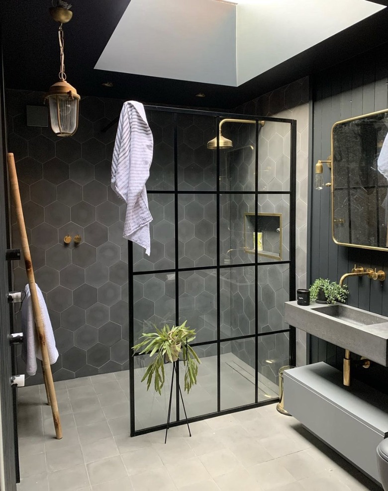 attic bathroom ideas with skylight