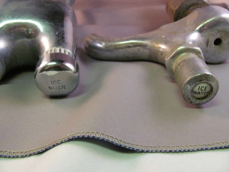 Ice water taps were frequently hooked up to well water or a separate refrigeration unit.