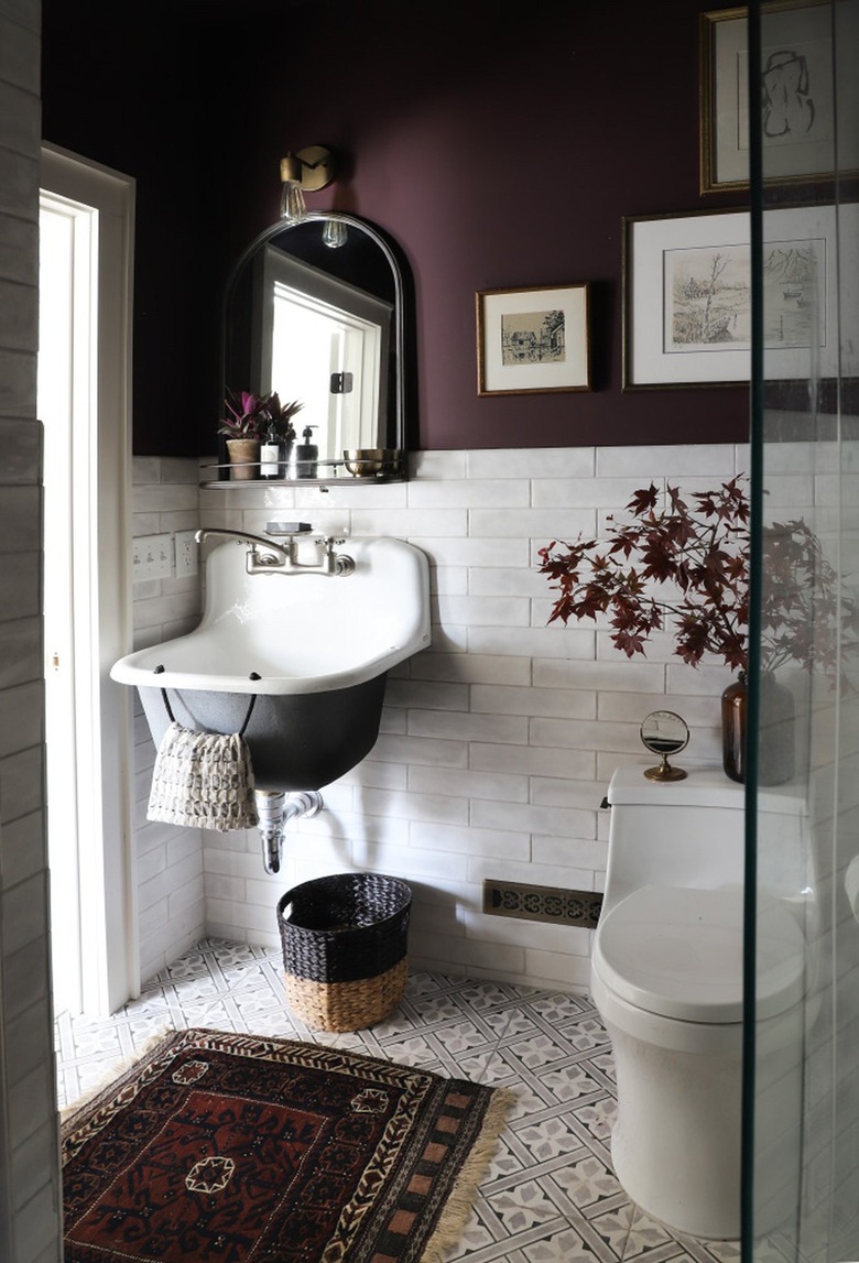 purple bathroom design in small bathroom