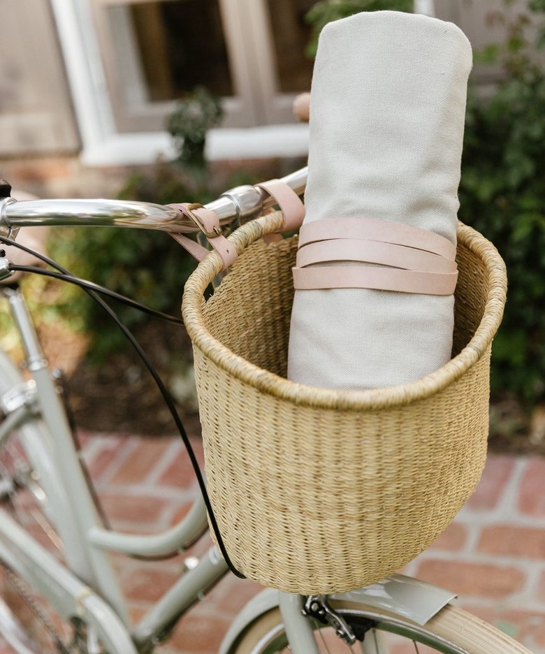 jenni kayne linen picnic blanket