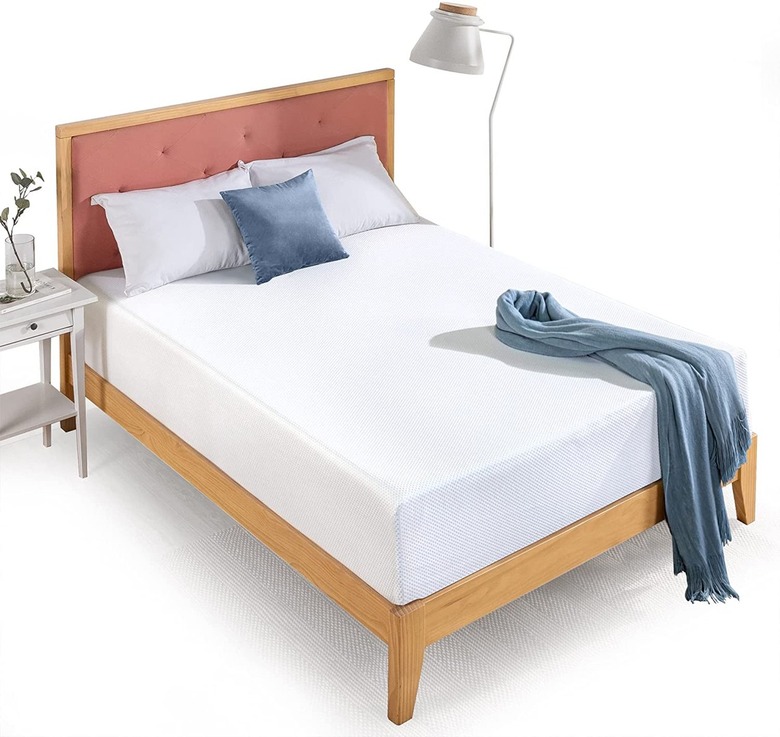 Zinus 12-Inch Green Tea Cooling Gel Memory Foam Mattress