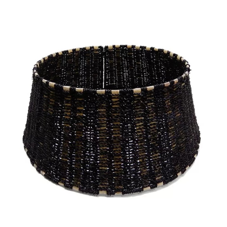 Black woven Christmas tree collar
