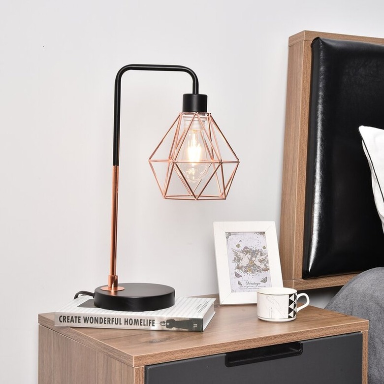 Everly Quinn Dagall Desk Lamp
