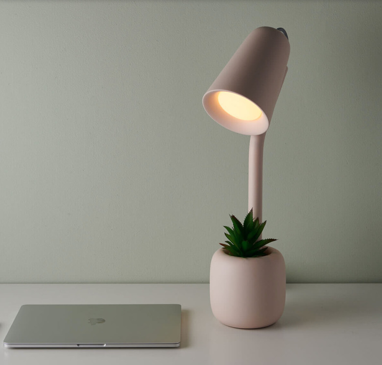 Gantri McKay Nilson Suyo Light