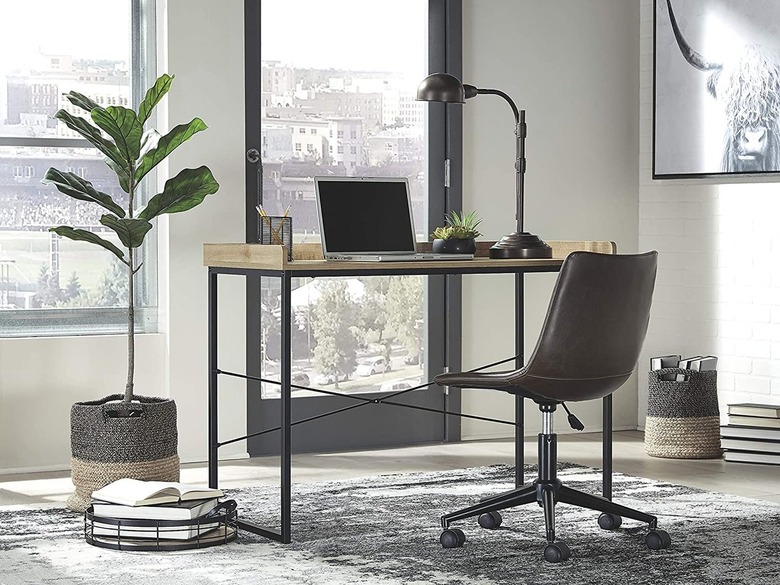 Signature Design by Ashley Gerdanet Home Office Desk