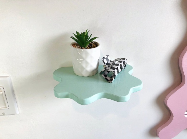Dreamy Home Creations Squiggle Wavy Shelf