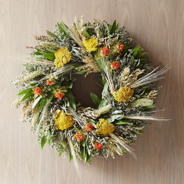 safflower wreath