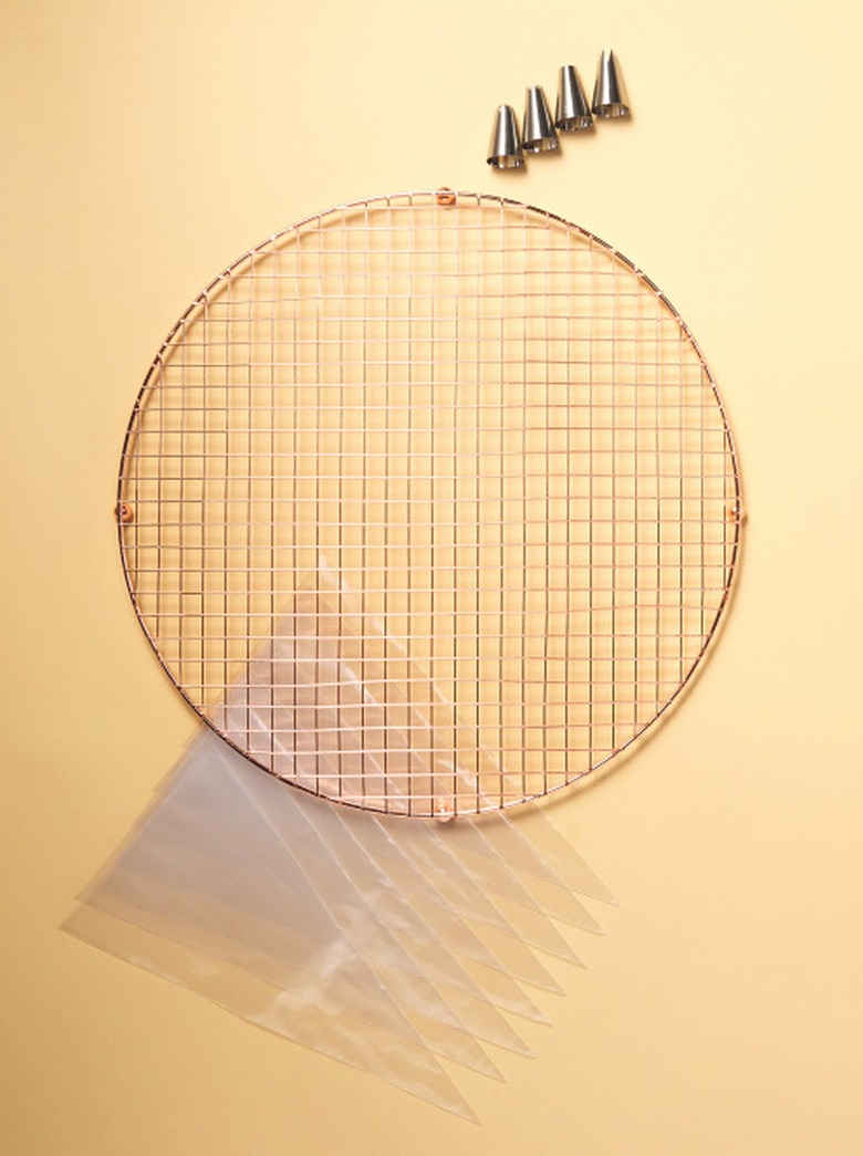 Masterclass Bakeshop 13-Piece Cookie Decorating Kit