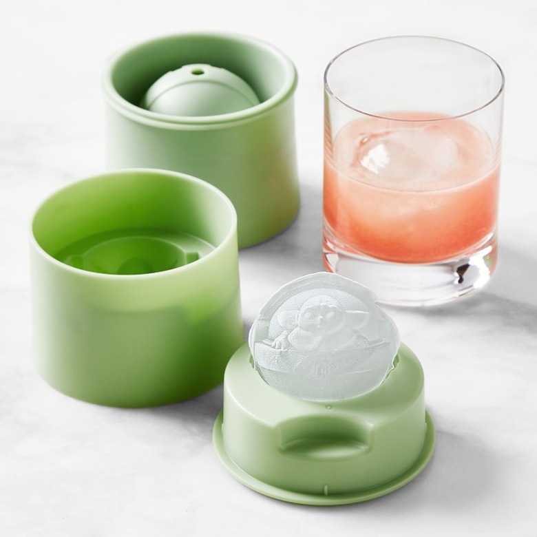 Williams Sonoma Star Wars The Child Ice Molds