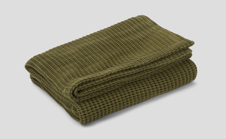 Casper Waffle Throw Blanket in Avocado