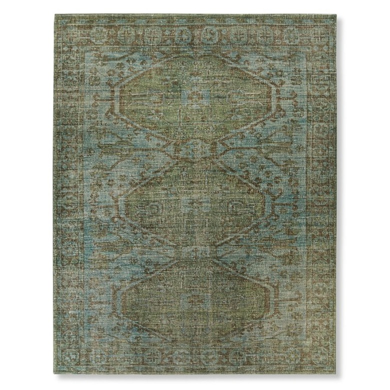 green rug