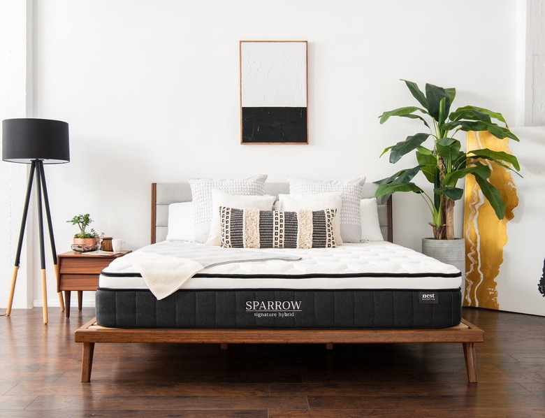nest bedding hybrid mattress