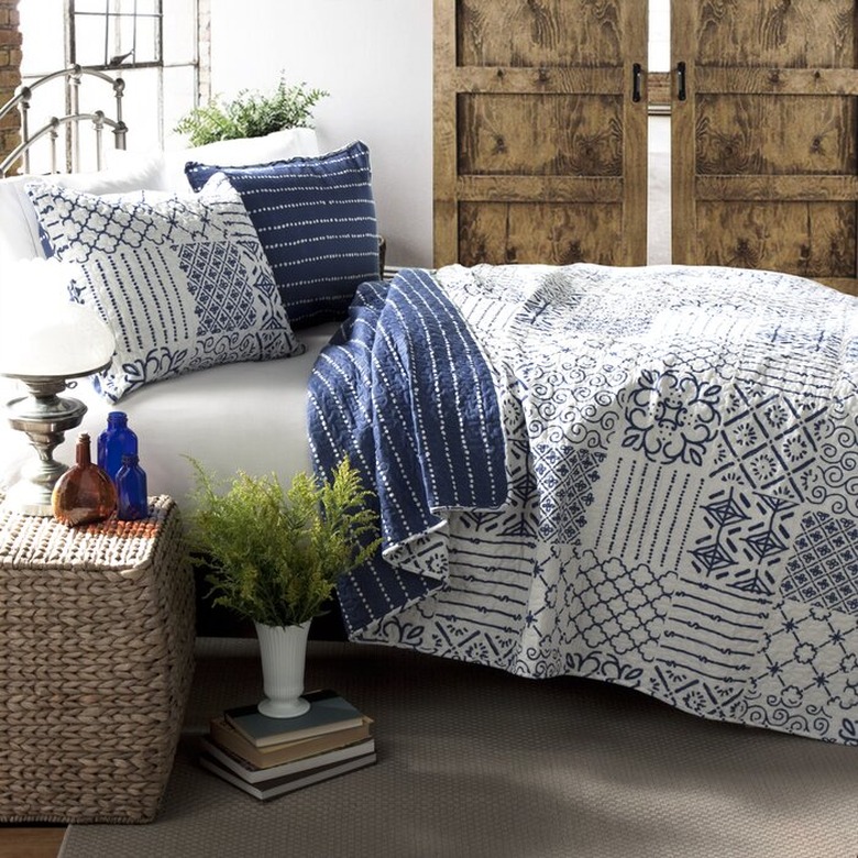 Langley Street Jager Cotton Quilt Set