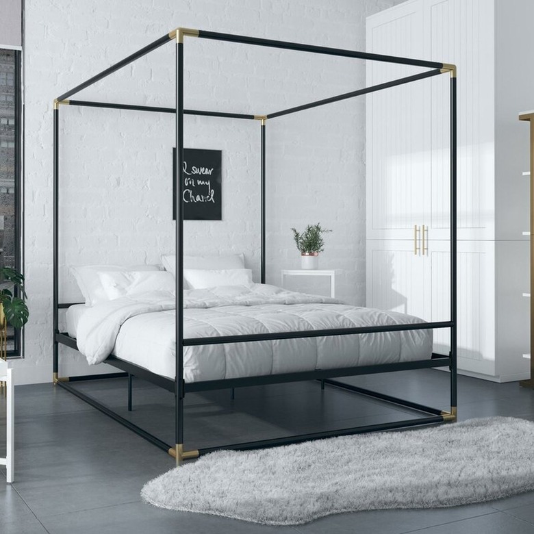 black metal canopy bed