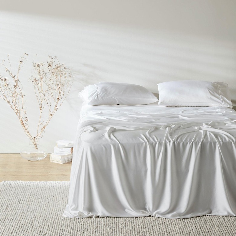 white sateen sheets ettitude